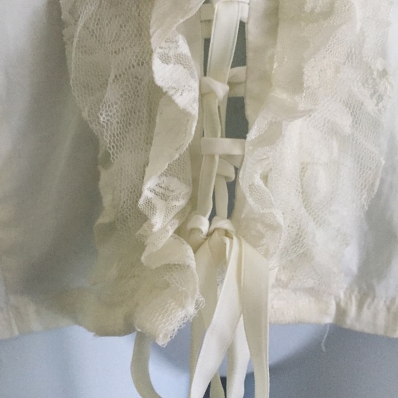 BARAMI Ruffled Romantic Top - Picture 8 of 10